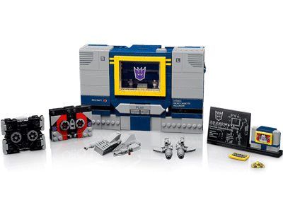 LEGO set 10358 Transformers: Soundwave